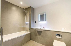 Impeccable 1-Bed Apartment in London